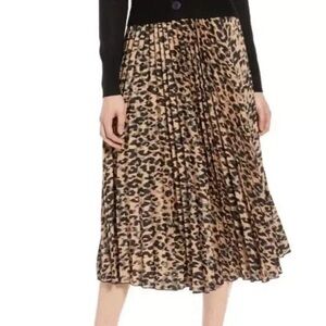 Halogen Leopard Print Pleated Skirt